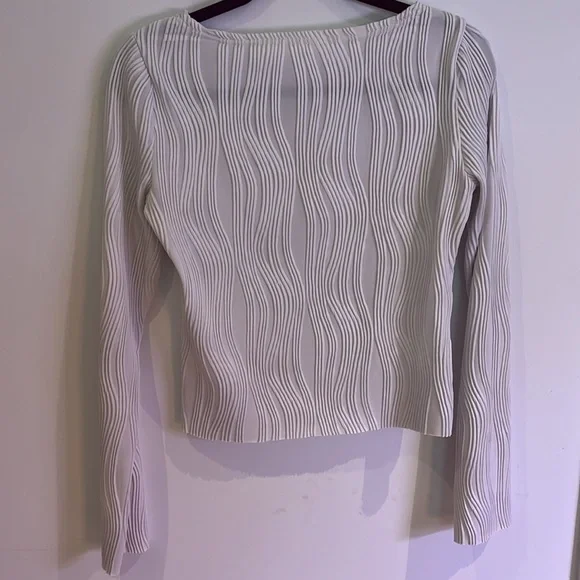 White texture shirt - Picture 4 of 4